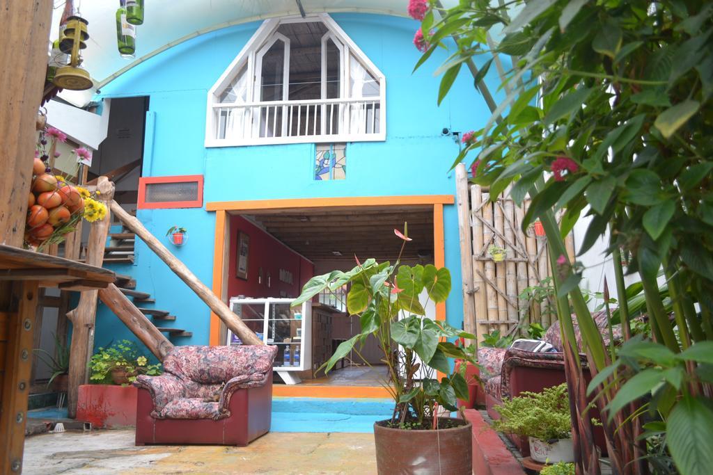 Hostal Colina De Lluvia フィランディア エクステリア 写真